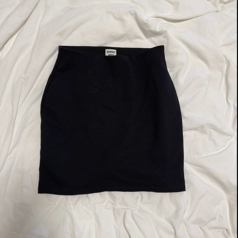 Aritzia , Sunday Best Mini Skirt, Tight Skirt, Black, Size XS